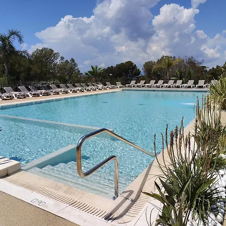 Domaine De L'ile D'or Saint-Raphaël