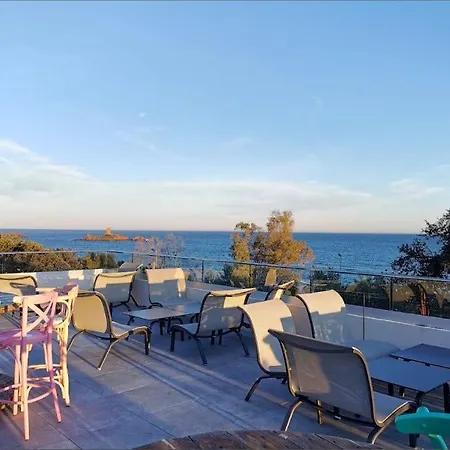 Domaine De L'ile D'or Feriehus